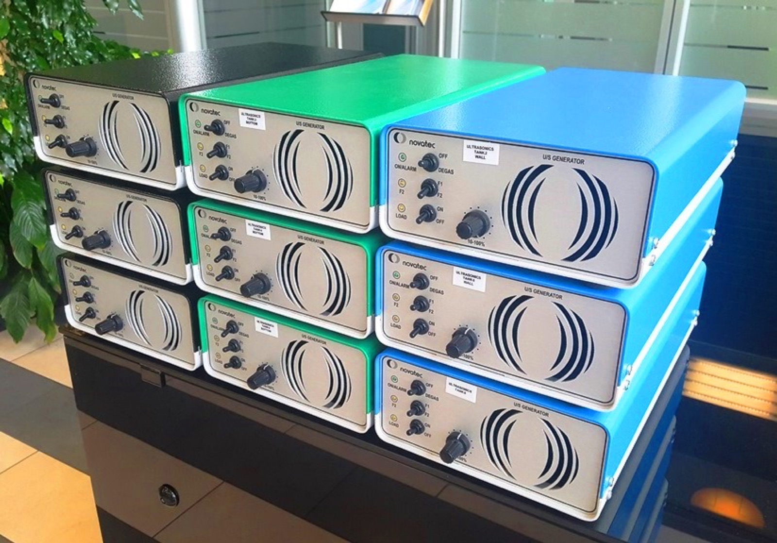 Novatec Ultraschallkomponenten — Generatoren